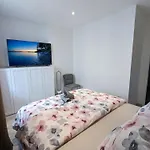 Apt 2 Chambres - Direct Gare Part-Dieu, Lyon - Ascenseur & Wi-Fi Gratuit