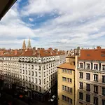 Studio Hypercentre Avec Vue Sur Le Vieux Lyon Ail