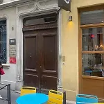 Comme Une Chambre D\'Hotel Au Coeur De Lyon
