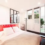 Le Studio De La Place Saint-Jean Du Vieux Lyon Ail