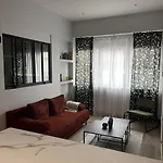The Place To Be Lyon 7