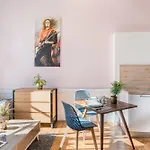 Le Royale Haussman Junior Suite - Louis Pradel