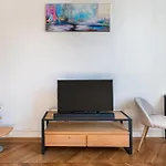 Le Royale Haussman Junior Suite - Louis Pradel