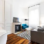Appartement 2 Pieces Jean Mace Et Stationnement