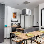 Evasion Urbaine - Confort Moderne Pour 4 Voyageurs