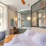 Labolla, Charmant Cocon Avec Spa, Coeur De Lyon