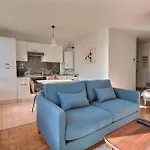 La Douce Parenthese - Studio With Garage - Lyon 4Th