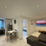 Appartement Dauphine - Pres De La Gare