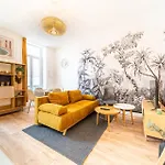 Le Marietton Appartement Cosy A Deux Pas Du Metro Valmy