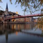 Appartement Bien Equipe, Croix-Rousse, Lyon