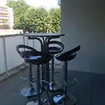 69A - Cosy Studio Ideally Located Lyon Gerland