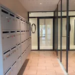 69A - Cosy Studio Ideally Located Lyon Gerland