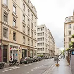 Appartement Moderne Et Calme