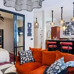 Host Inn Bien-Etre Spa Jacuzzi Downtown
