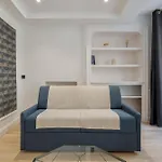 Superb Apartment In The Heart Of The Peninsula - Air-Conditioned