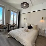 Suite Atthos