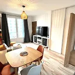 Charming T3 With Balcony In Lyon Monplaisir