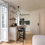 Joli Studio Climatise Avec Terrasse - Lyon Centre