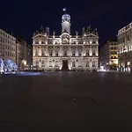 Like Home - Sainte Catherine