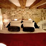 Le Clos de Sainte Croix