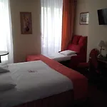 Hotel Foch