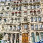 Honore - Suite Carnot