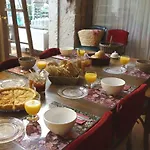 Nos Chambres En Ville B&B
