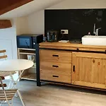 Attic One Bedroom Flat In Old Town Lyon