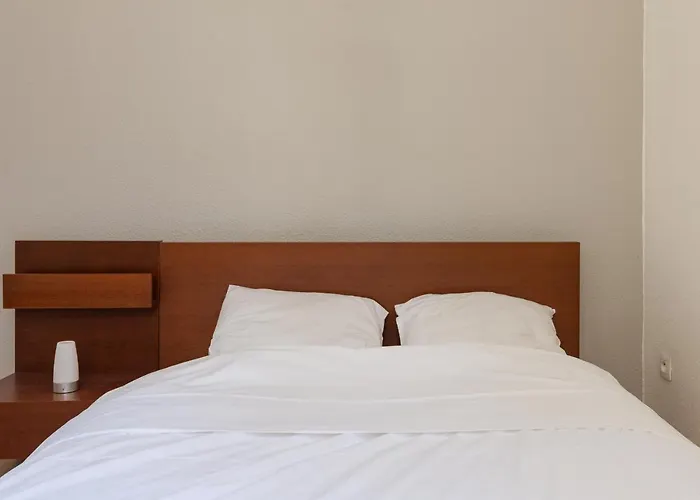 Dify Moderne - Hotel De Ville