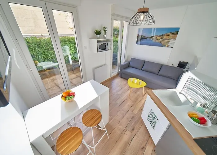 Le Petit Charial -Terrasse Privative-Part Dieu