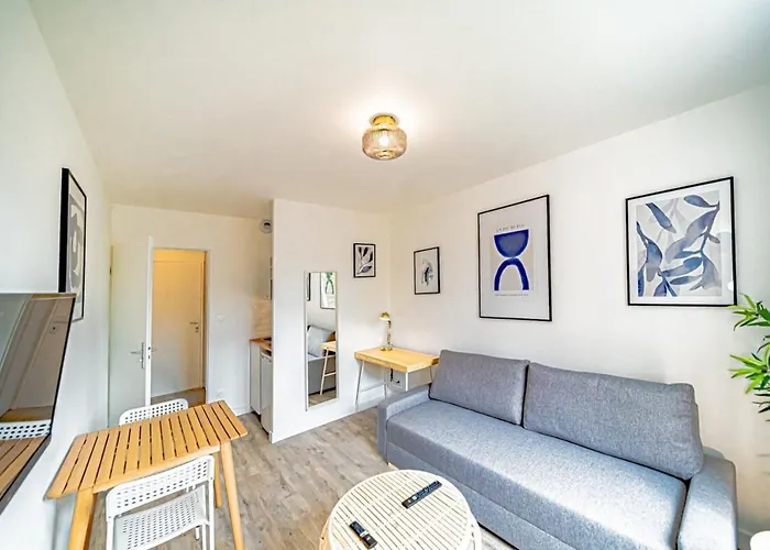 Le Petit Dauphine-Studio Renove-Sans Soucis