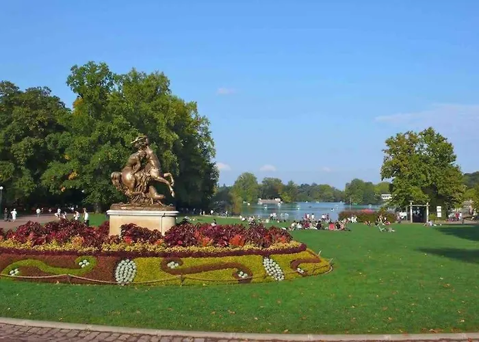 Le Rhone A Vos Pieds, Bellecour A Quelques Pas