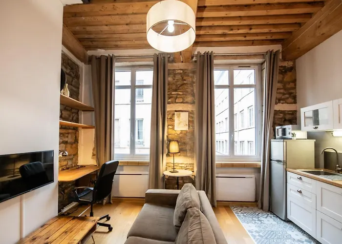 Le Petit Imbert - Studio Chaleureux Et Cozy