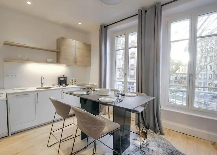 Superbe Studio, Tete D\'Or, Lyon