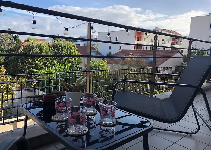 Un Balcon A Monplaisir- 4 Lits -Garage - 47M2