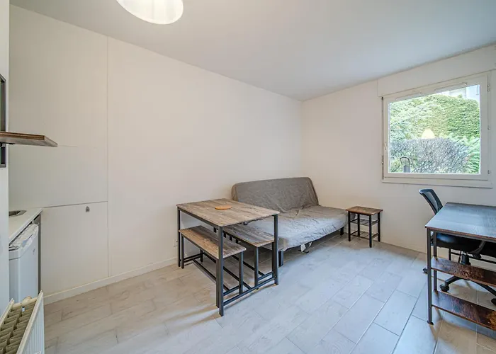 Cosy Studio Near Laporte Metro Station Vaise