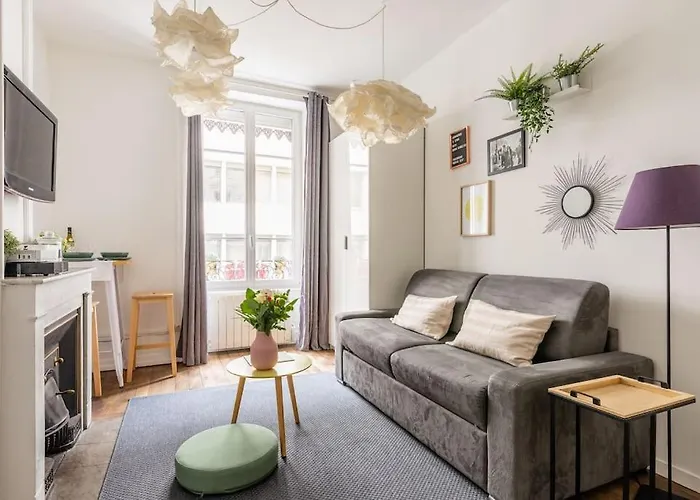 Appartement Moderne Et Calme