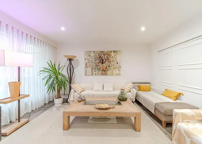 Boileau Apartment Charming 2-Bedroom Near Tete D\'Or