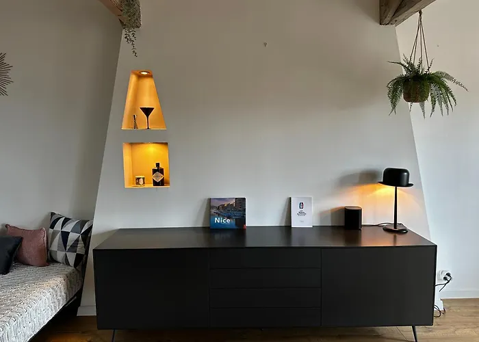 Skyline-Vitton Loft72