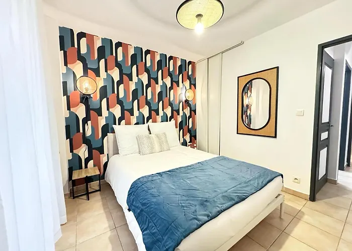 Suite Zely