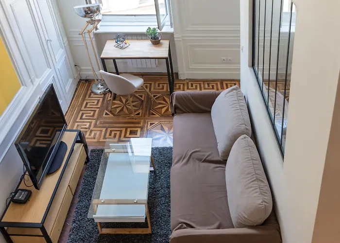 Le Royale Haussman Junior Suite - Louis Pradel