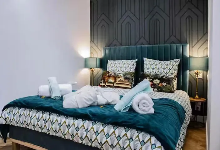 Suite Crystal