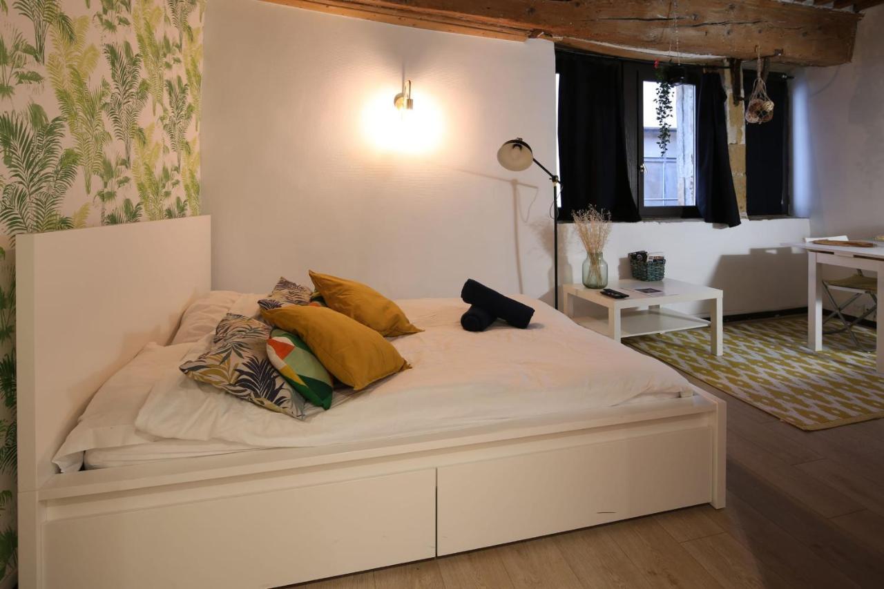 Charming Centre De Apartment *
