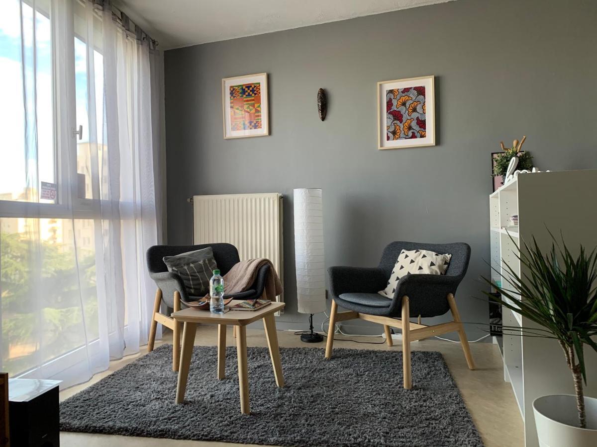 Woezon Na Mi Appartement *