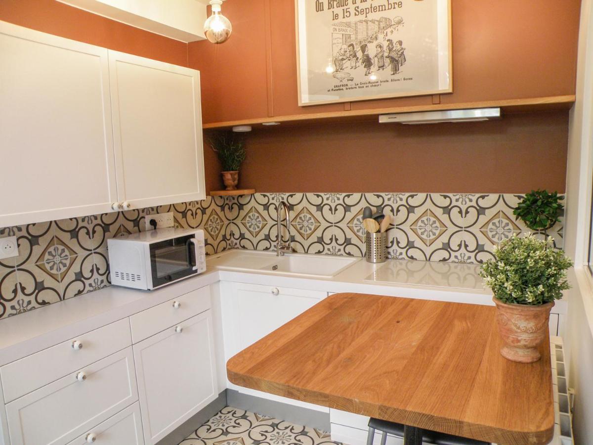Le Petit Canut - Centre Avec Terrasse - Majord'home Apartment *
