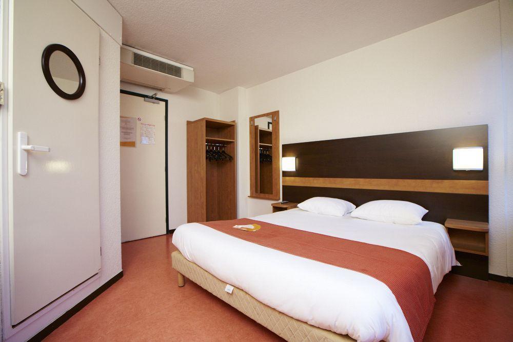 Premiere Classe Centre Gare Part Dieu Hotel