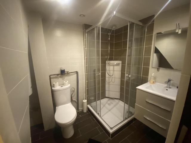 Jacuzzi En Duplex à 5 Minutes Du Centre Ville à Pied Appartement