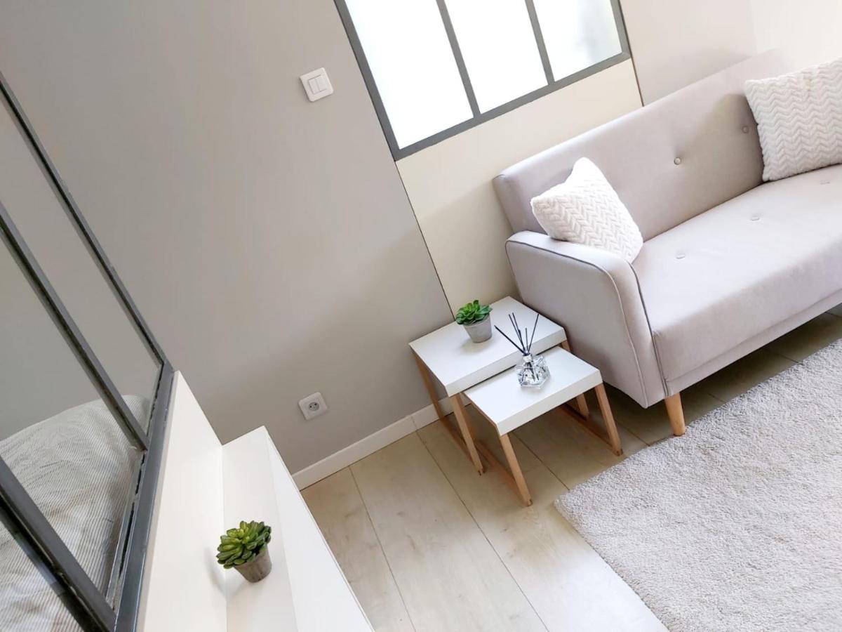 Sur Cour A 9e Mont D'or Apartment *