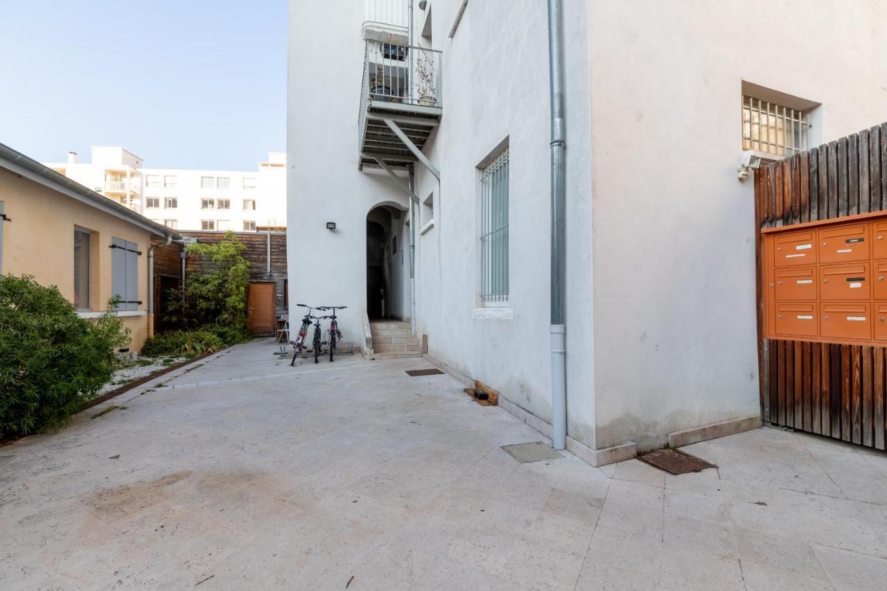 Be My Home - L'Intrepide Apartment