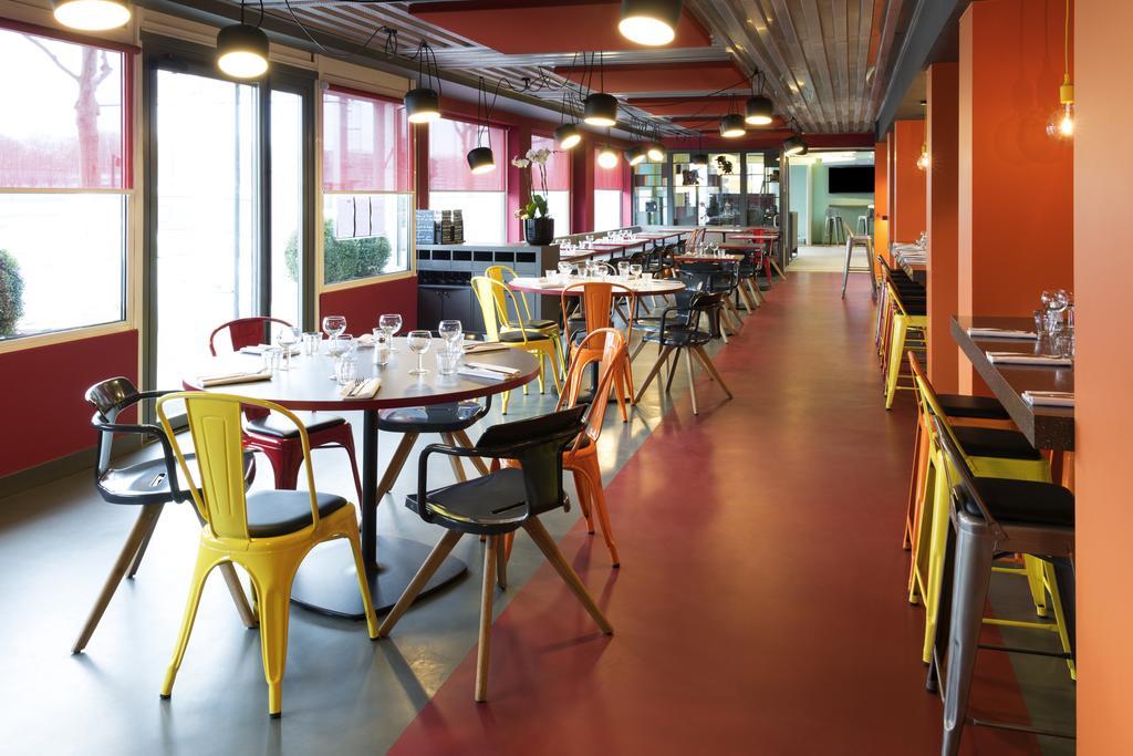 Hotel Ibis Styles Centre Confluence 3*